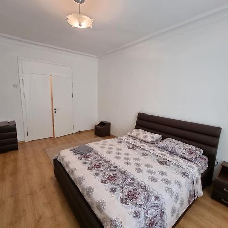 Stefan Cel Mare Boulevard Ultracentral Apartments In The Center تشيسيناو المظهر الخارجي الصورة