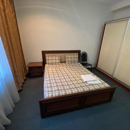 Stefan Cel Mare Boulevard Ultracentral Apartments In The Center تشيسيناو المظهر الخارجي الصورة