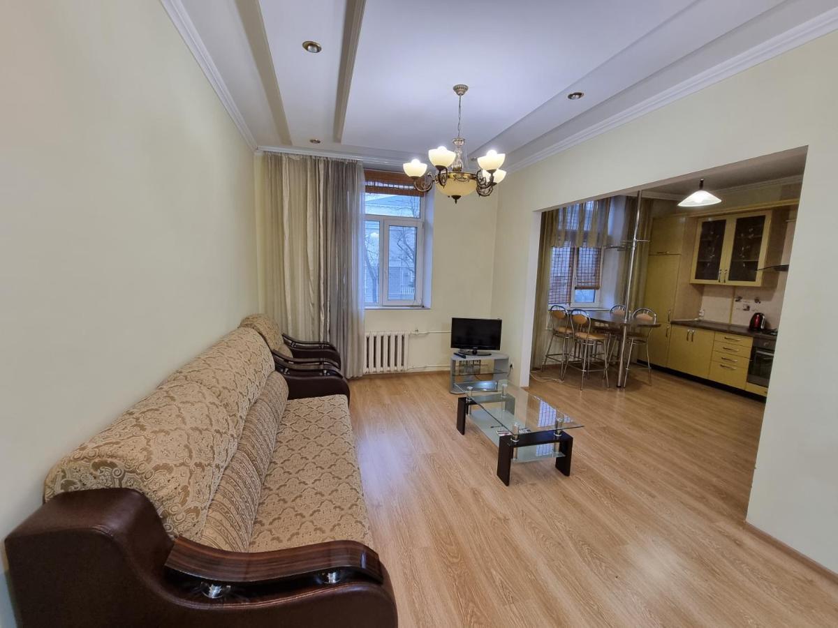 Stefan Cel Mare Boulevard Ultracentral Apartments In The Center تشيسيناو المظهر الخارجي الصورة