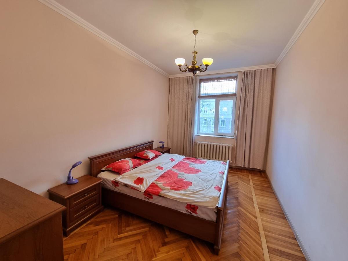 Stefan Cel Mare Boulevard Ultracentral Apartments In The Center تشيسيناو المظهر الخارجي الصورة