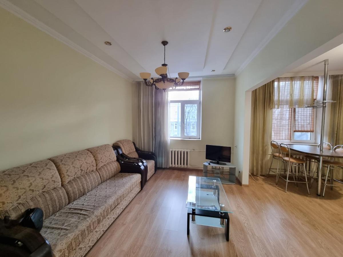 Stefan Cel Mare Boulevard Ultracentral Apartments In The Center تشيسيناو المظهر الخارجي الصورة