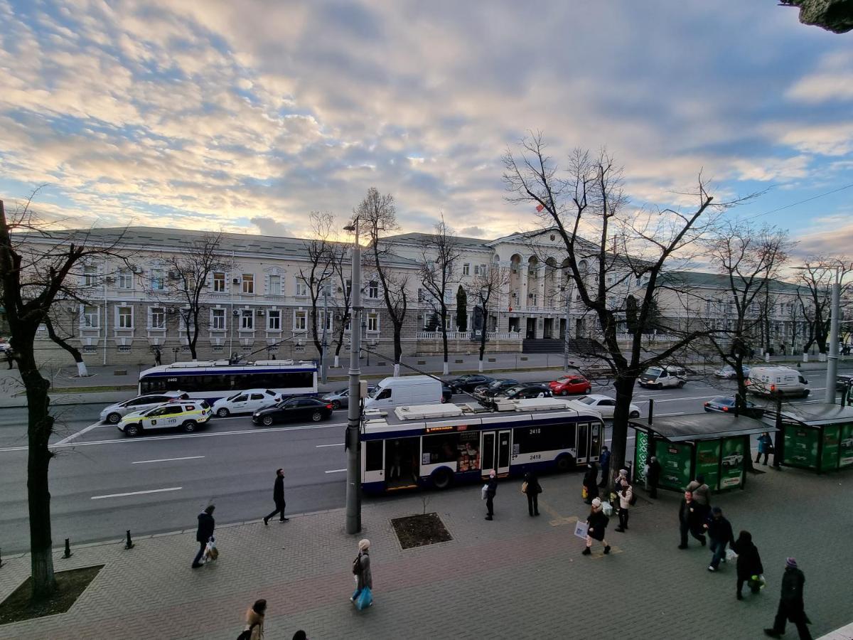 Stefan Cel Mare Boulevard Ultracentral Apartments In The Center تشيسيناو المظهر الخارجي الصورة