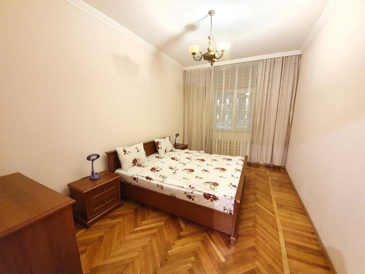 Stefan Cel Mare Boulevard Ultracentral Apartments In The Center تشيسيناو المظهر الخارجي الصورة