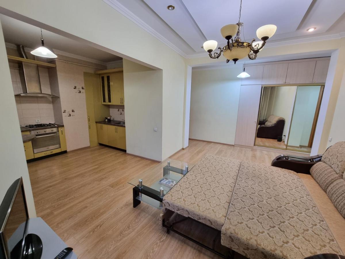 Stefan Cel Mare Boulevard Ultracentral Apartments In The Center تشيسيناو المظهر الخارجي الصورة