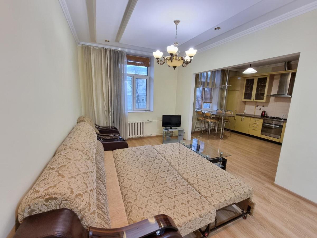 Stefan Cel Mare Boulevard Ultracentral Apartments In The Center تشيسيناو المظهر الخارجي الصورة