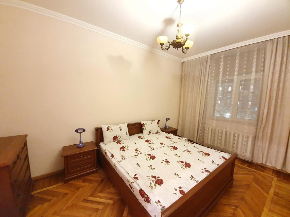 Stefan Cel Mare Boulevard Ultracentral Apartments In The Center تشيسيناو المظهر الخارجي الصورة