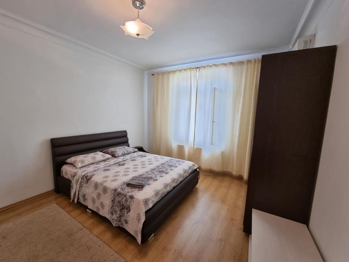 Stefan Cel Mare Boulevard Ultracentral Apartments In The Center تشيسيناو المظهر الخارجي الصورة