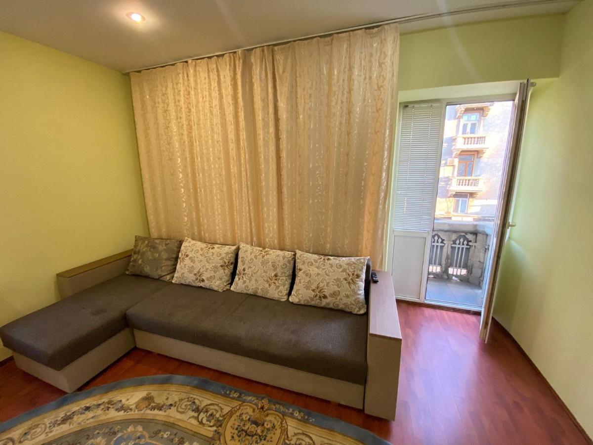 Stefan Cel Mare Boulevard Ultracentral Apartments In The Center تشيسيناو المظهر الخارجي الصورة